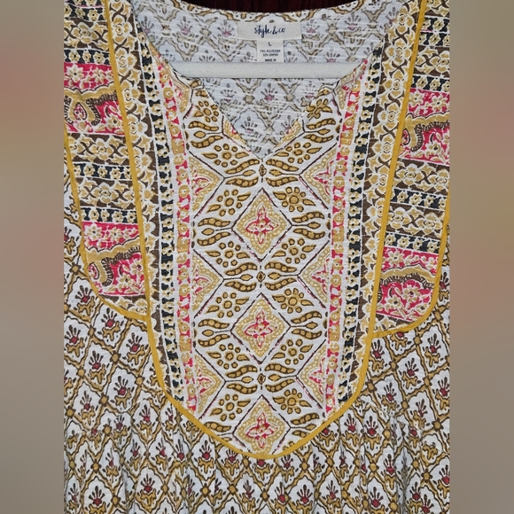 Stlye&Co, L, Multi, Bohemian Peasant Top - Picture 3 of 4